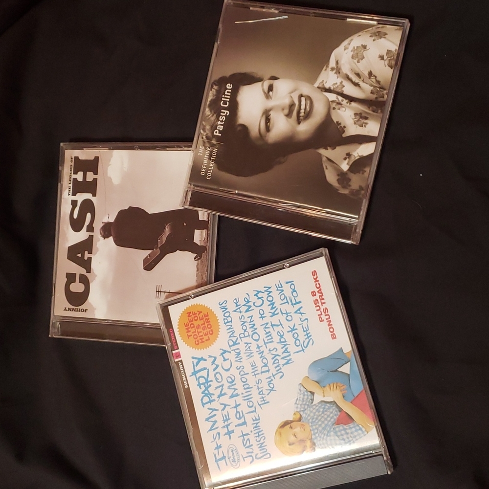 Patsy Cline, Lesley Gore, and Johnny Cash